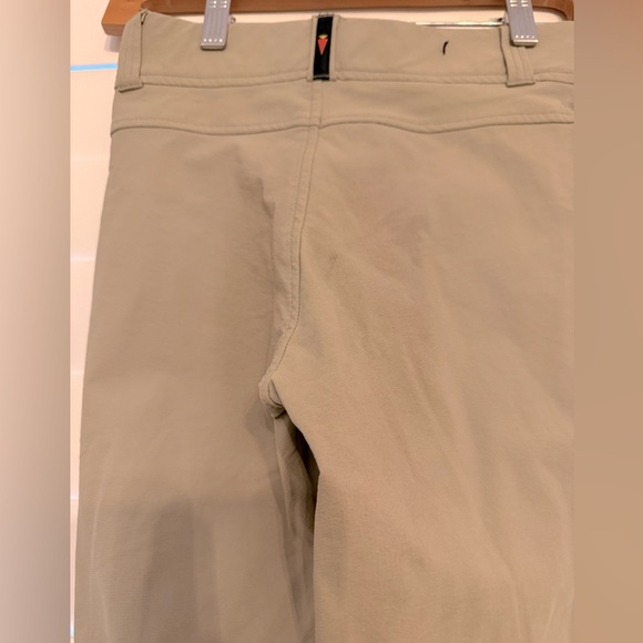 Kerrits kids knee patch breeches in Tan - Picture 2 of 6